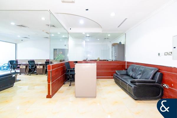 Fitted Office | Vacant | Close to Metro